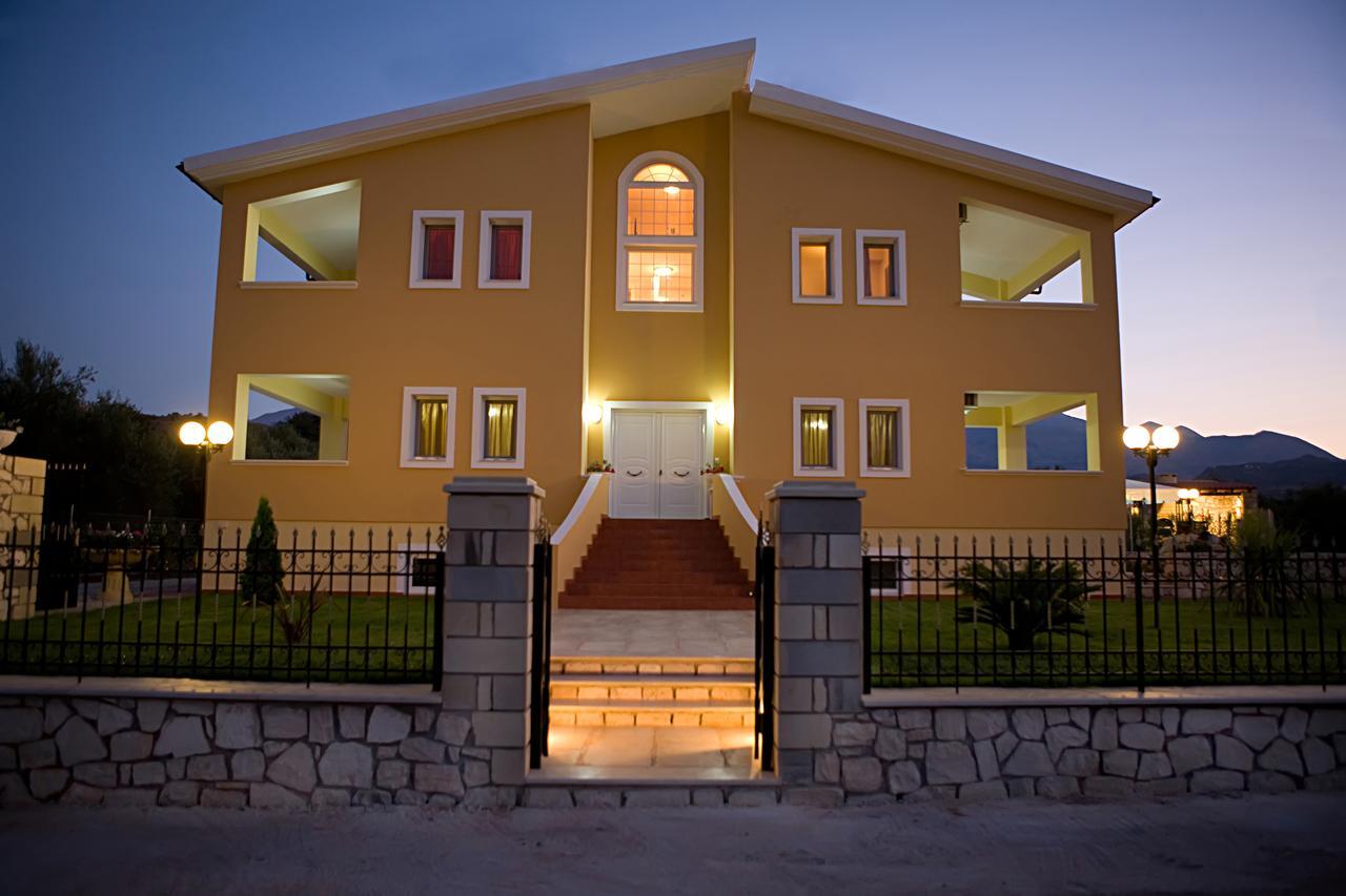 Villa Clio Arménoi 객실 사진